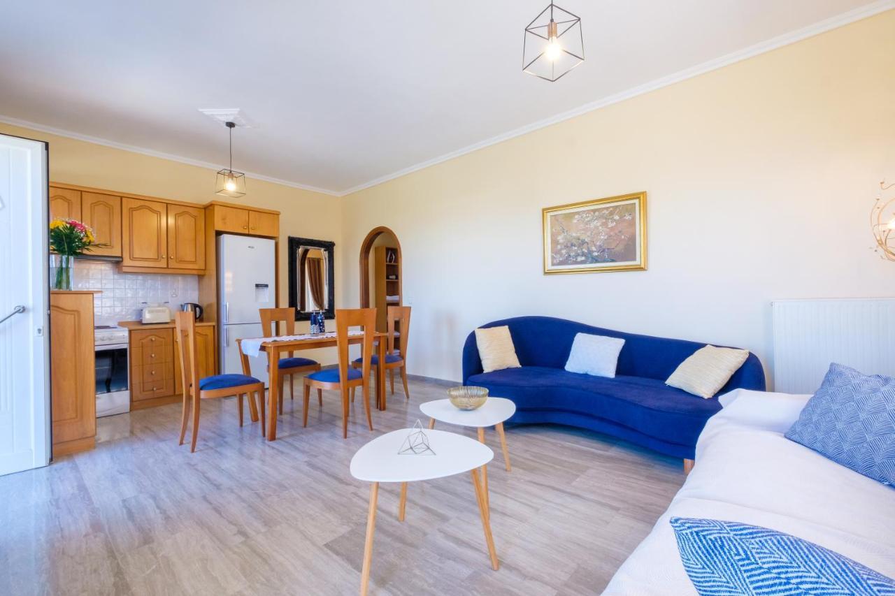 Almyros Aktis Mountain And Sea Apartment