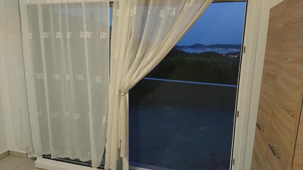 Ithakis Apartment *
