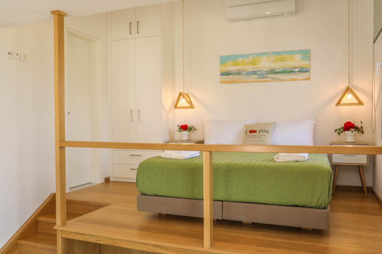 Georgia Villa Skiathos Town