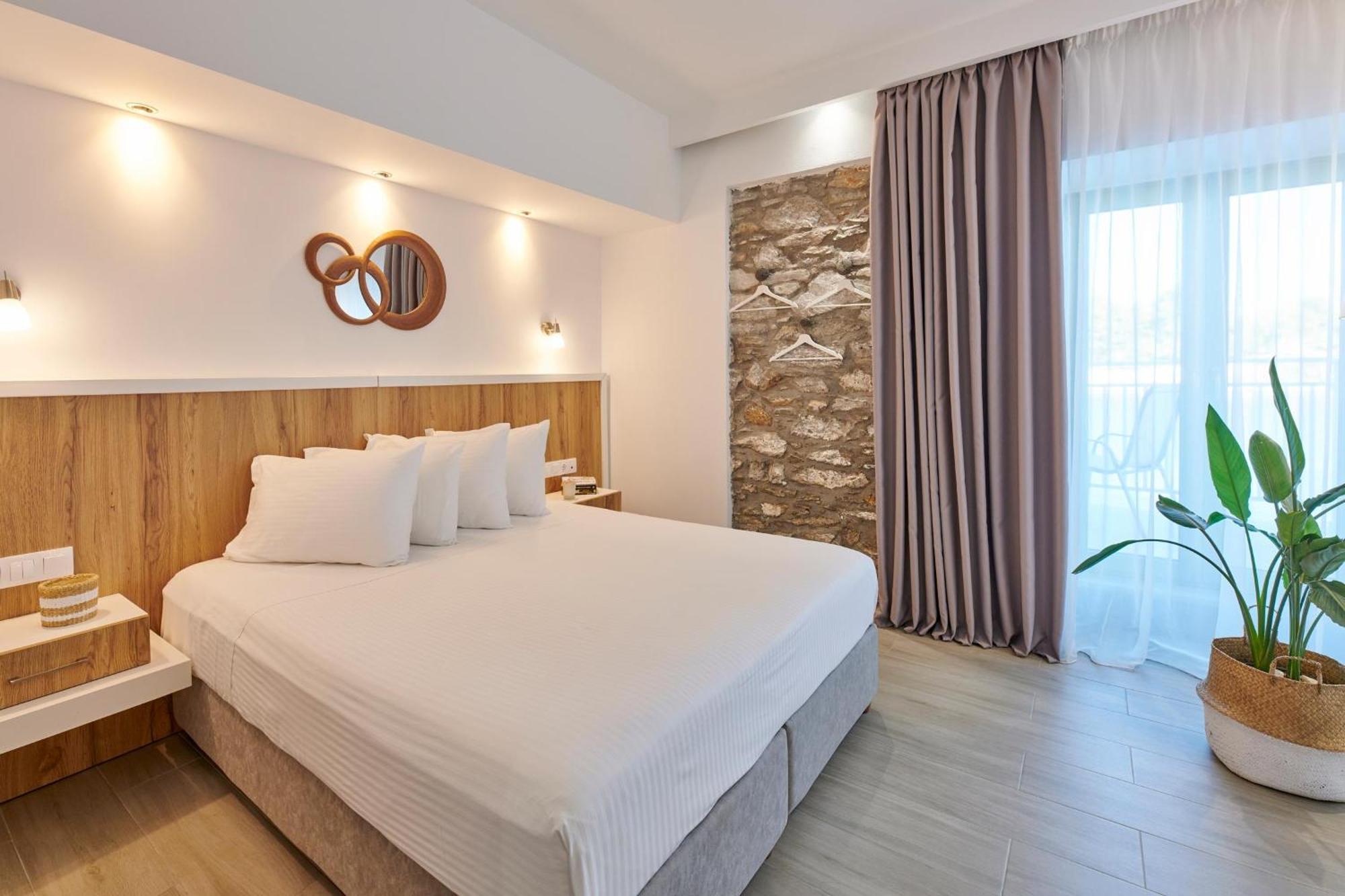 The Water Aparthotel 3*