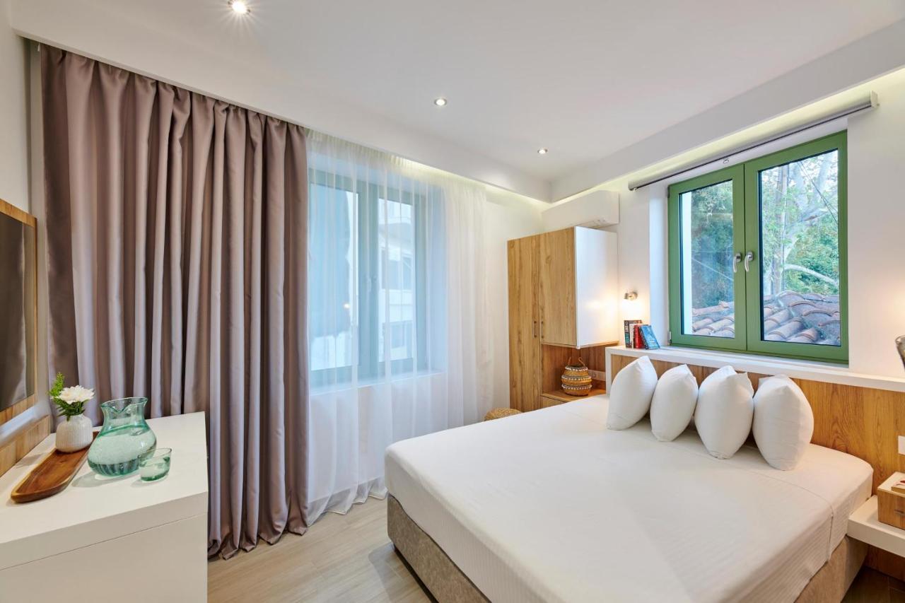 The Water Aparthotel Skiathos Town