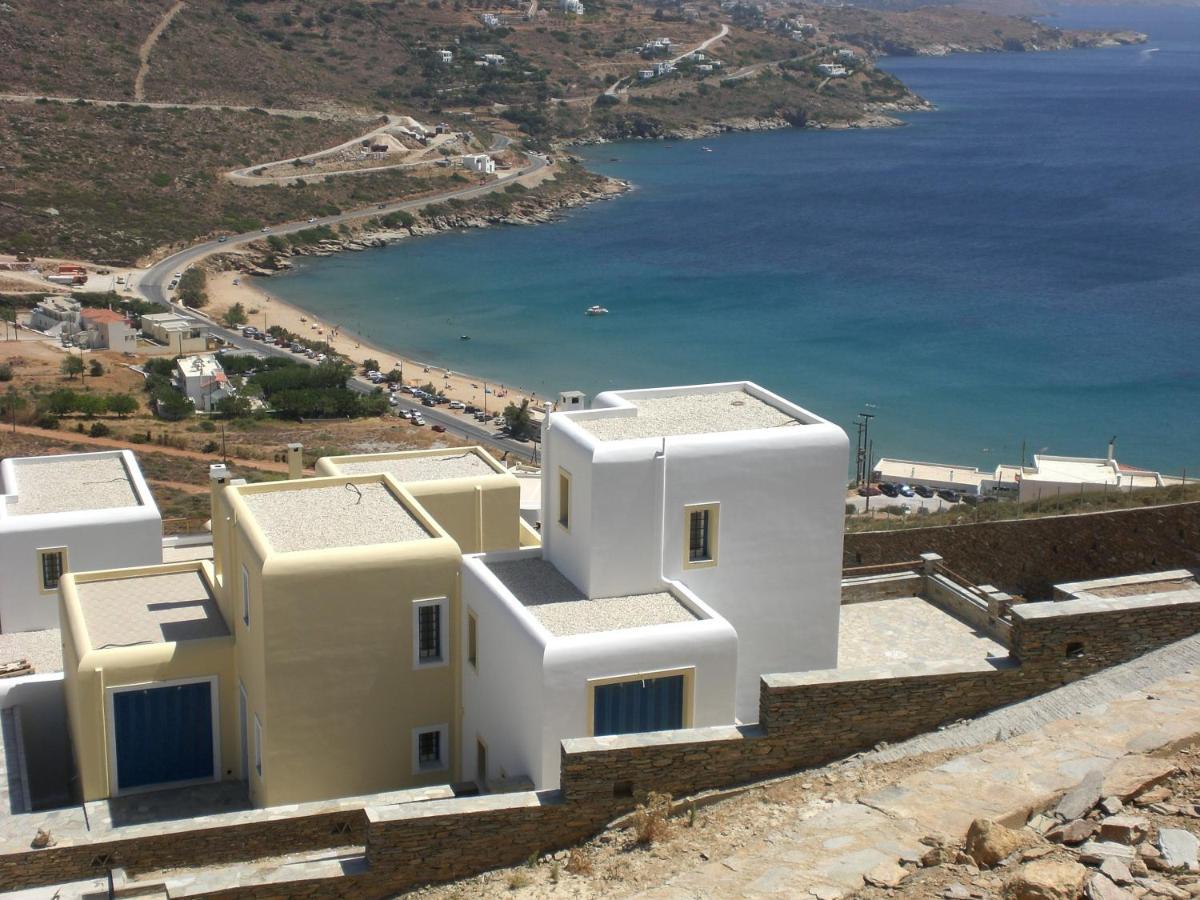 Monolithos *