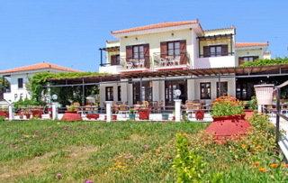 Pela Hotel Skala Kallonis