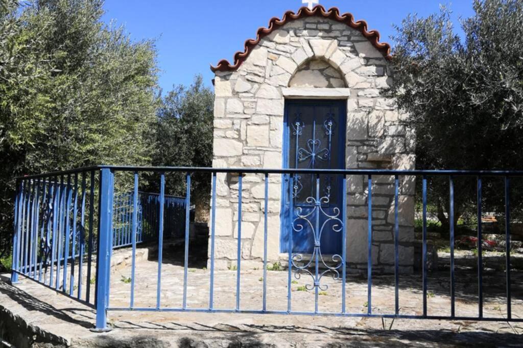 Stonehouse Olivelia - Afrathias Apartment