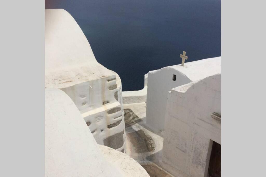 The Red-fish House Astypalaia