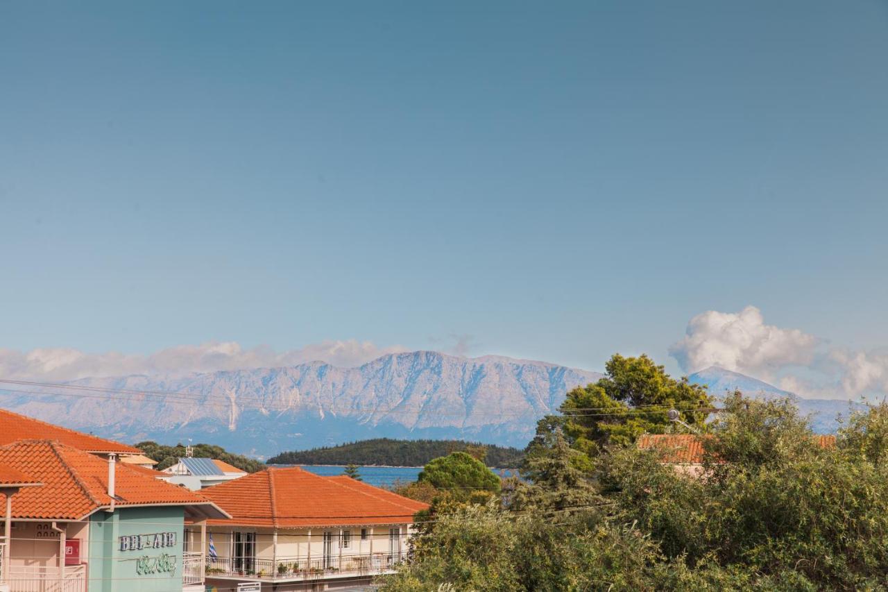 Dionysos Lefkas * Nydri (Lefkada)