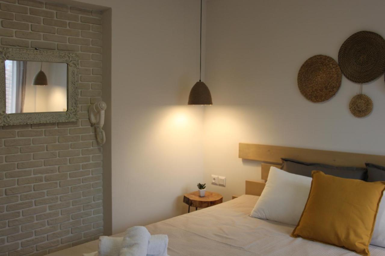 House Ekton
