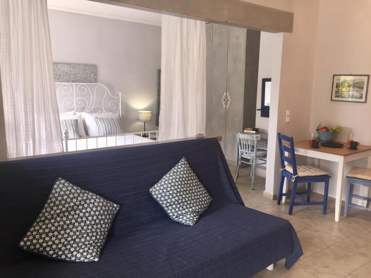 Paxos Bonzai Apartment