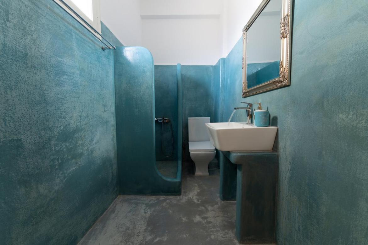Sardis Guest house *