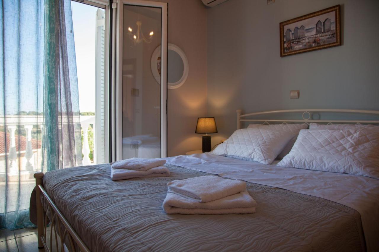 Mary Villa Dhorizata