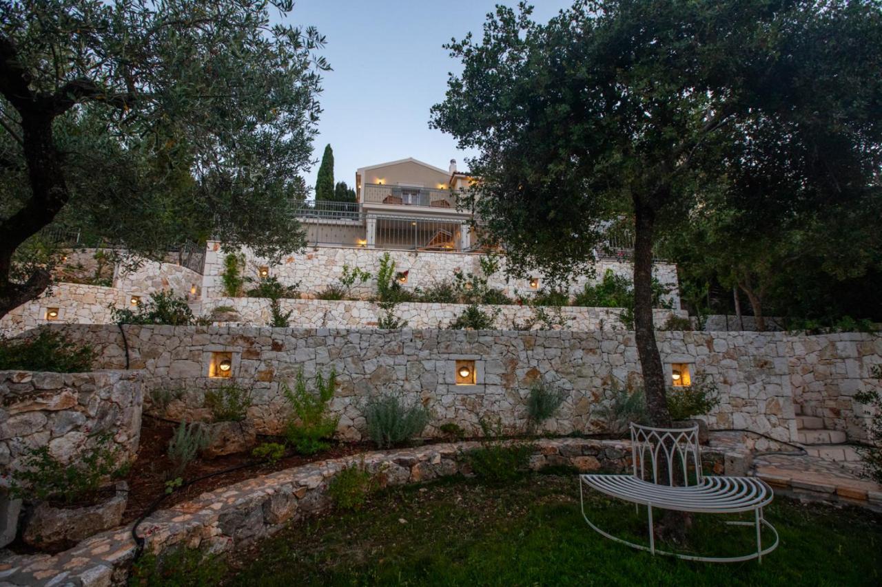 Luxury Above Emblisi , With Heated Pool ! Villa