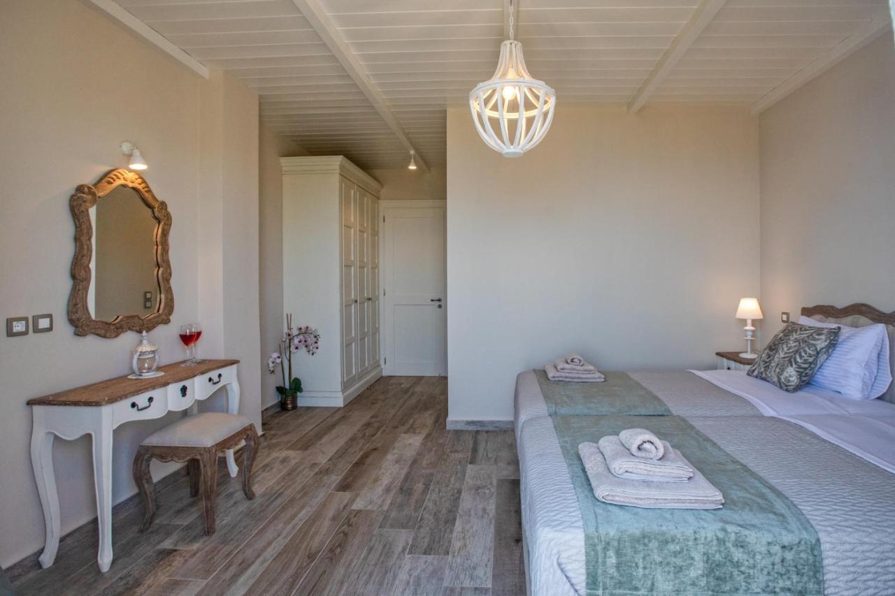 Luxury Above Emblisi , With Heated Pool ! * Fiskardo
