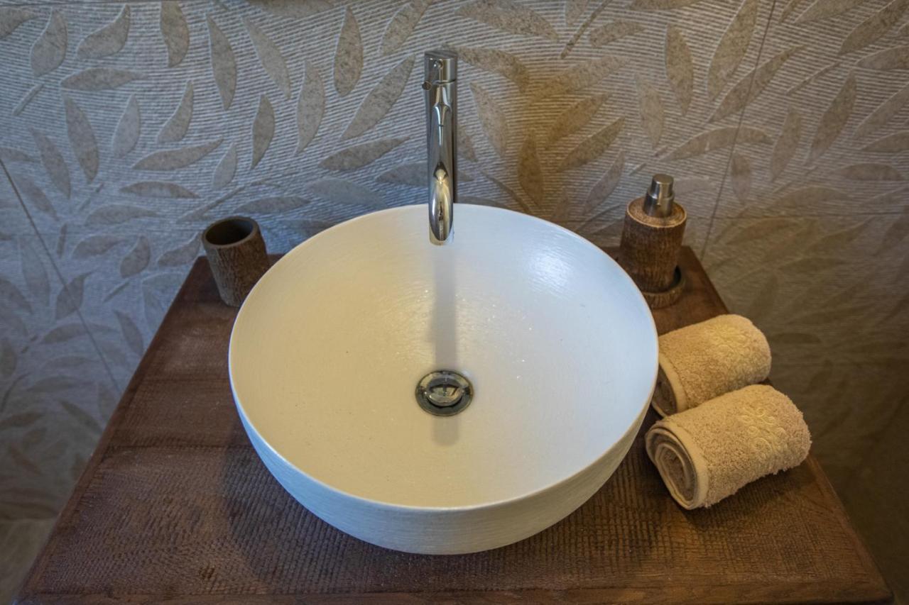 Luxury Above Emblisi , With Heated Pool ! Villa