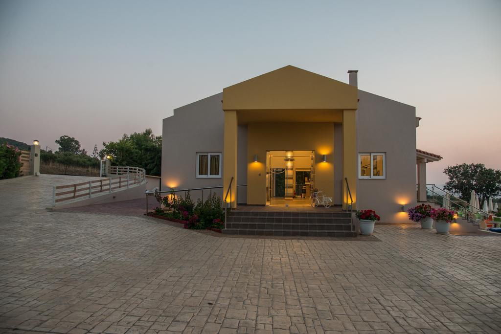 Fournia Village 3*
