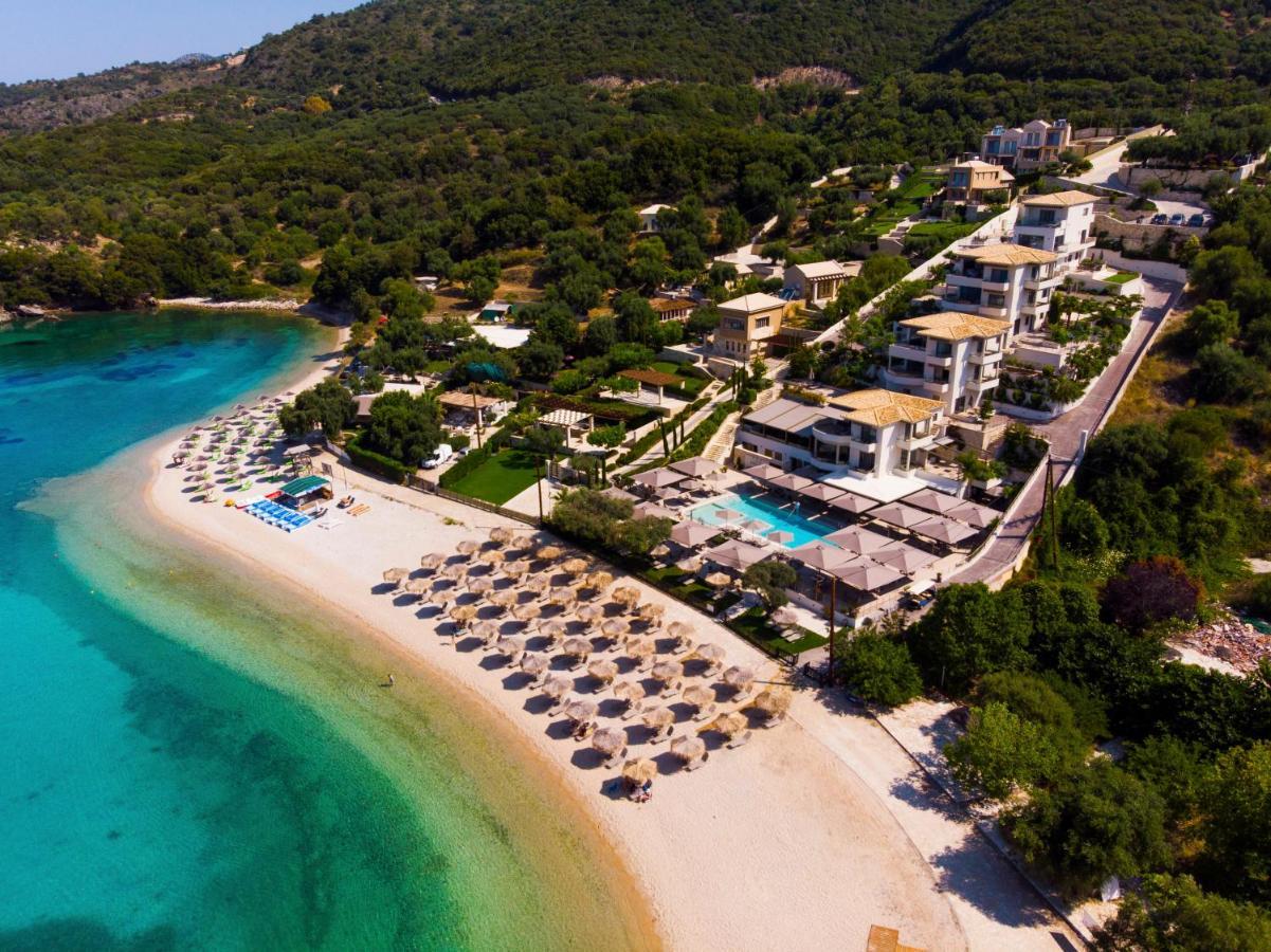 Prima Vista Beachfront Boutique Hotel 5*
