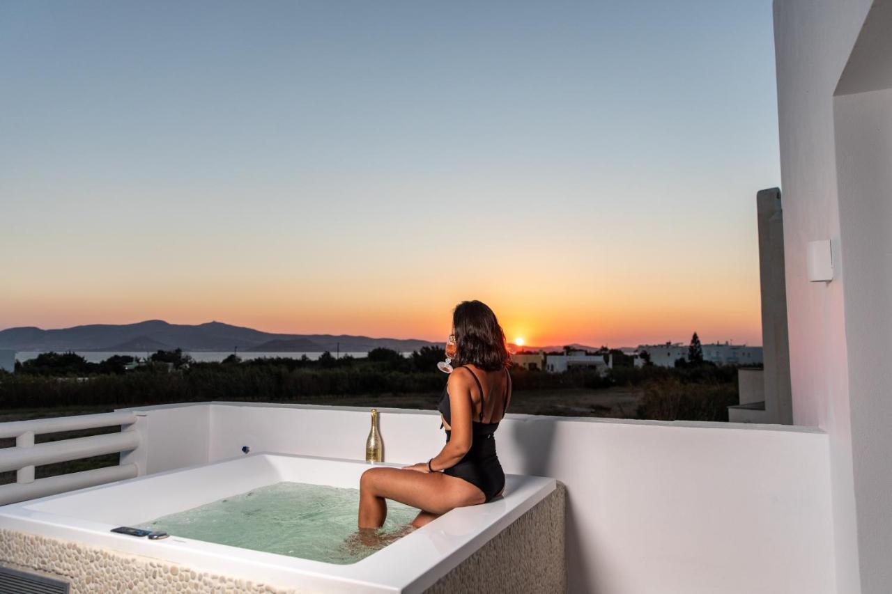 Gold & White Villa Maragkas