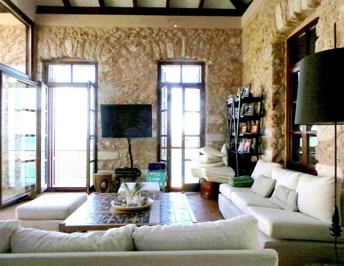 Retreat, Panoramic Sea View Gythio