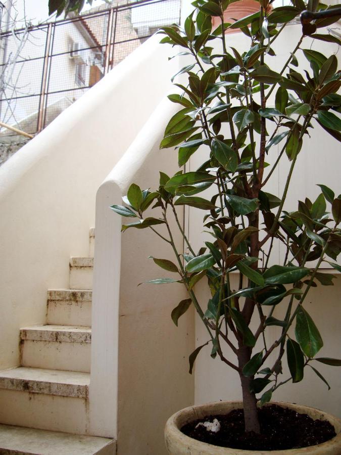 Apartment Retreat, Panoramic Sea View Gythio