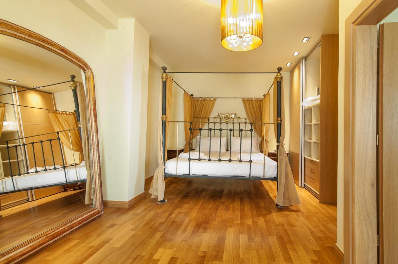 Luxury 6-bedroom With Private Pool- Prigipessa * Chania (Crete)