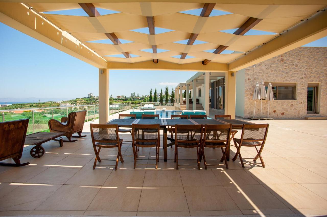 Luxury 6-bedroom With Private Pool- Prigipessa Chania (Crete)