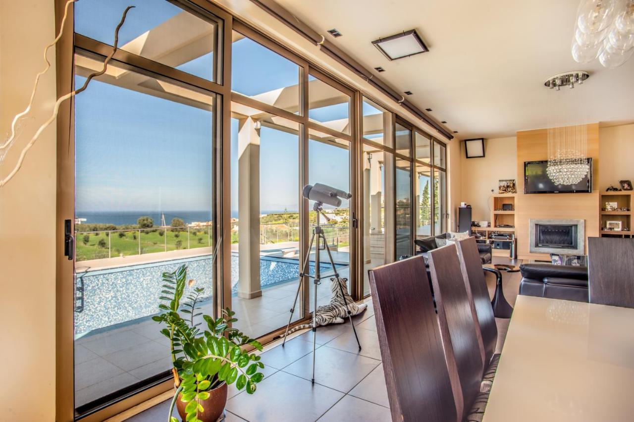 Luxury 6-bedroom With Private Pool- Prigipessa