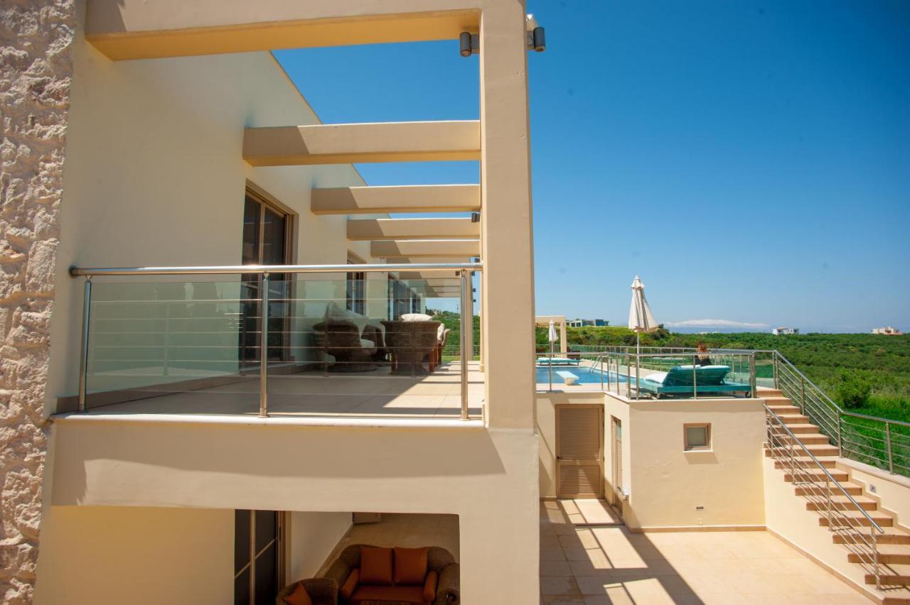 Villa Luxury 6-bedroom With Private Pool- Prigipessa