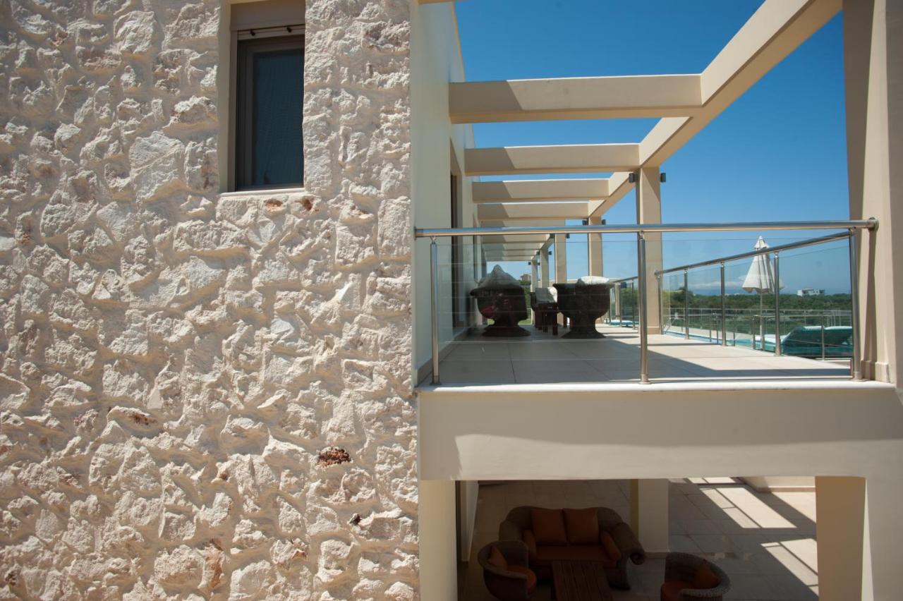 Luxury 6-bedroom With Private Pool- Prigipessa