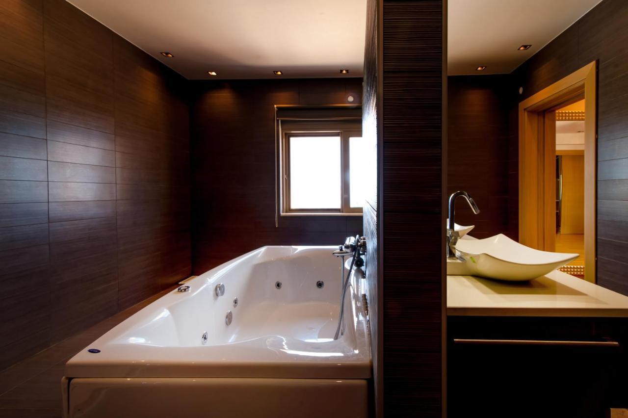Villa Luxury 6-bedroom With Private Pool- Prigipessa