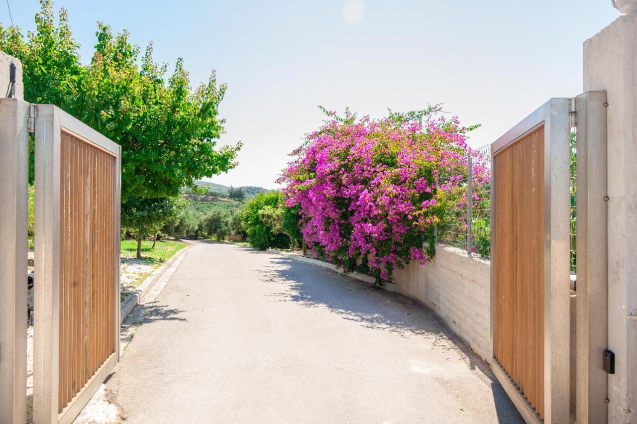 Villa Luxury 6-bedroom With Private Pool- Prigipessa *
