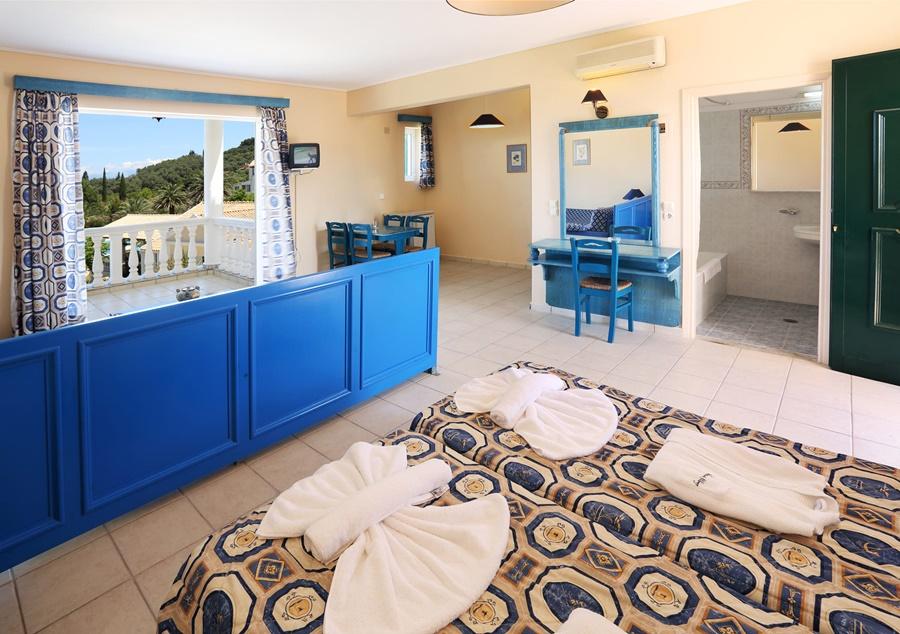 Hotel Rebecca's Village