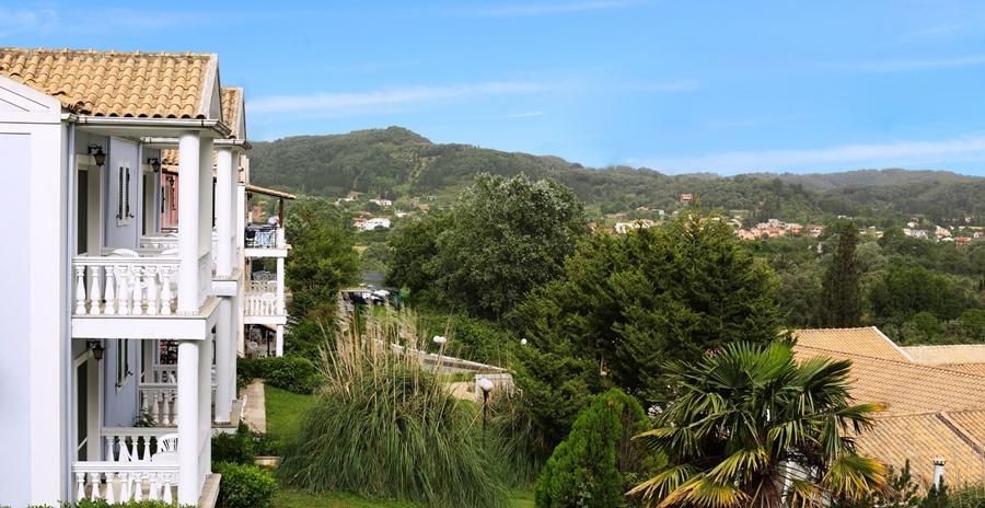 Hotel Rebecca's Village