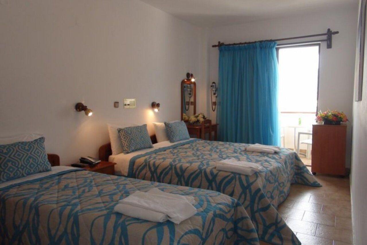 Oceanis 3*