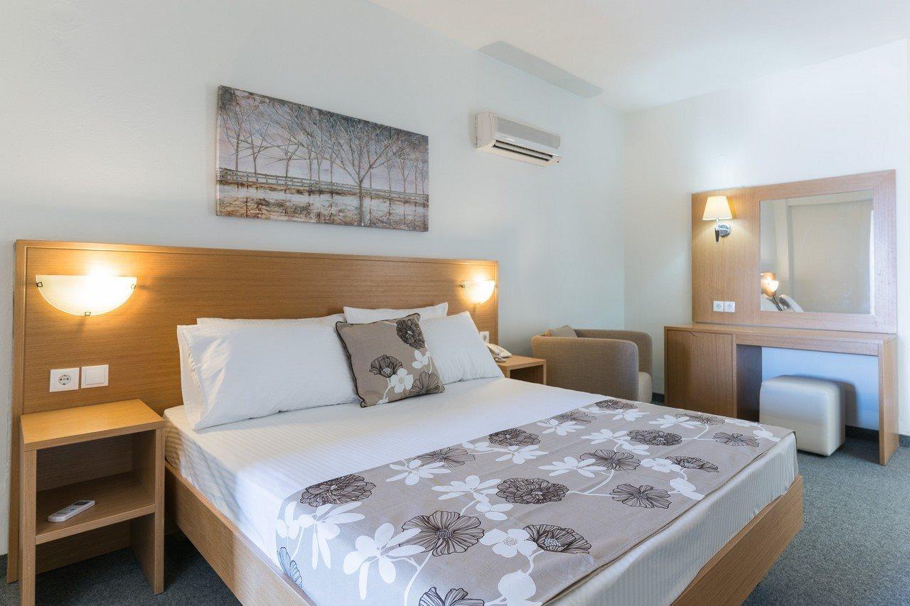 Center Hotel 3*