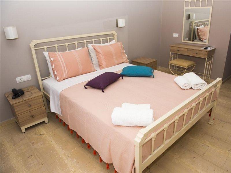 Ino Hotel 3*