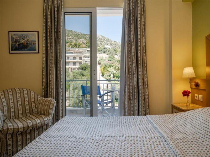 Dolfin Hotel