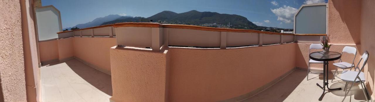 Domus Dulcis Domus Apartment *