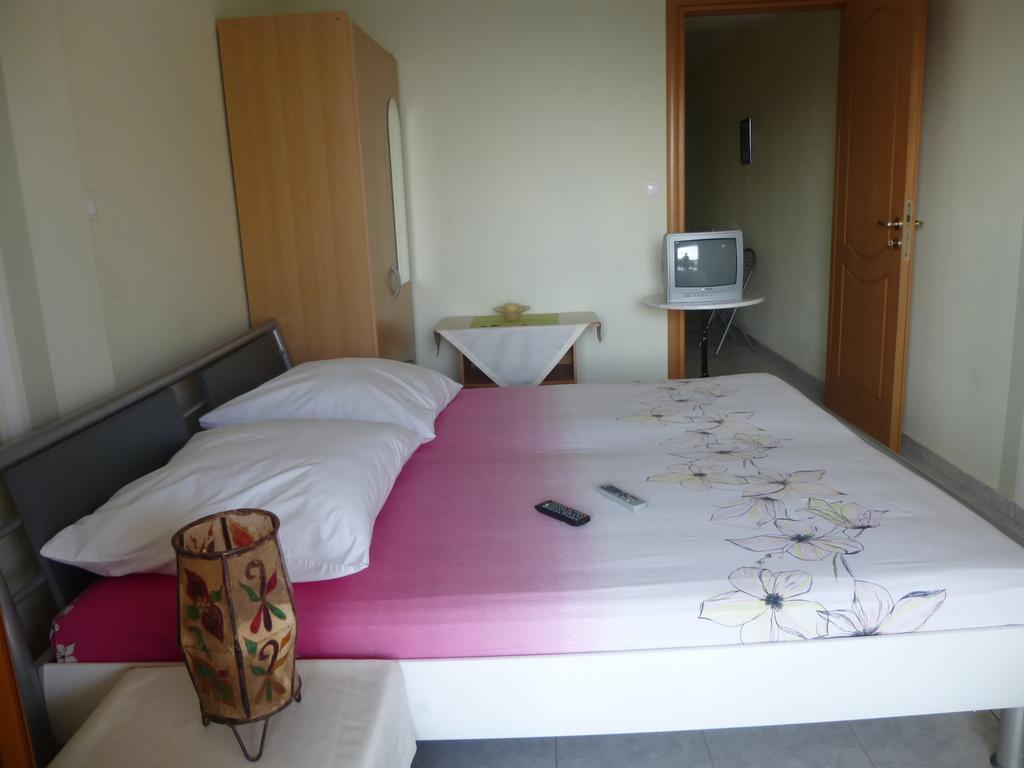 Aparthotel Studio Anesis *