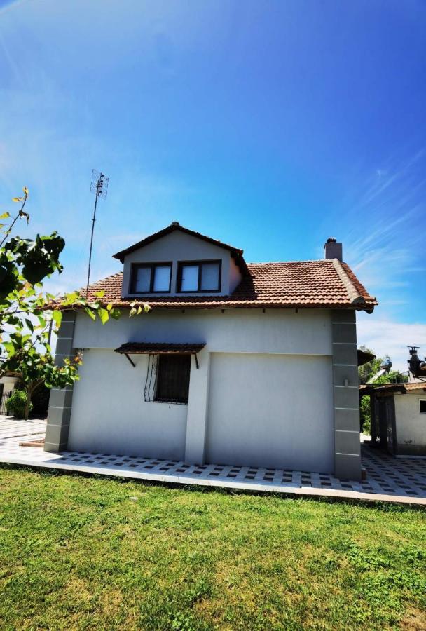Rural Private Pool, Bbq, Court ,20' Airport Nea Kallikrateia