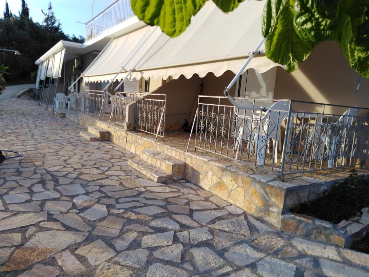 Aparthotel Akrothalassia