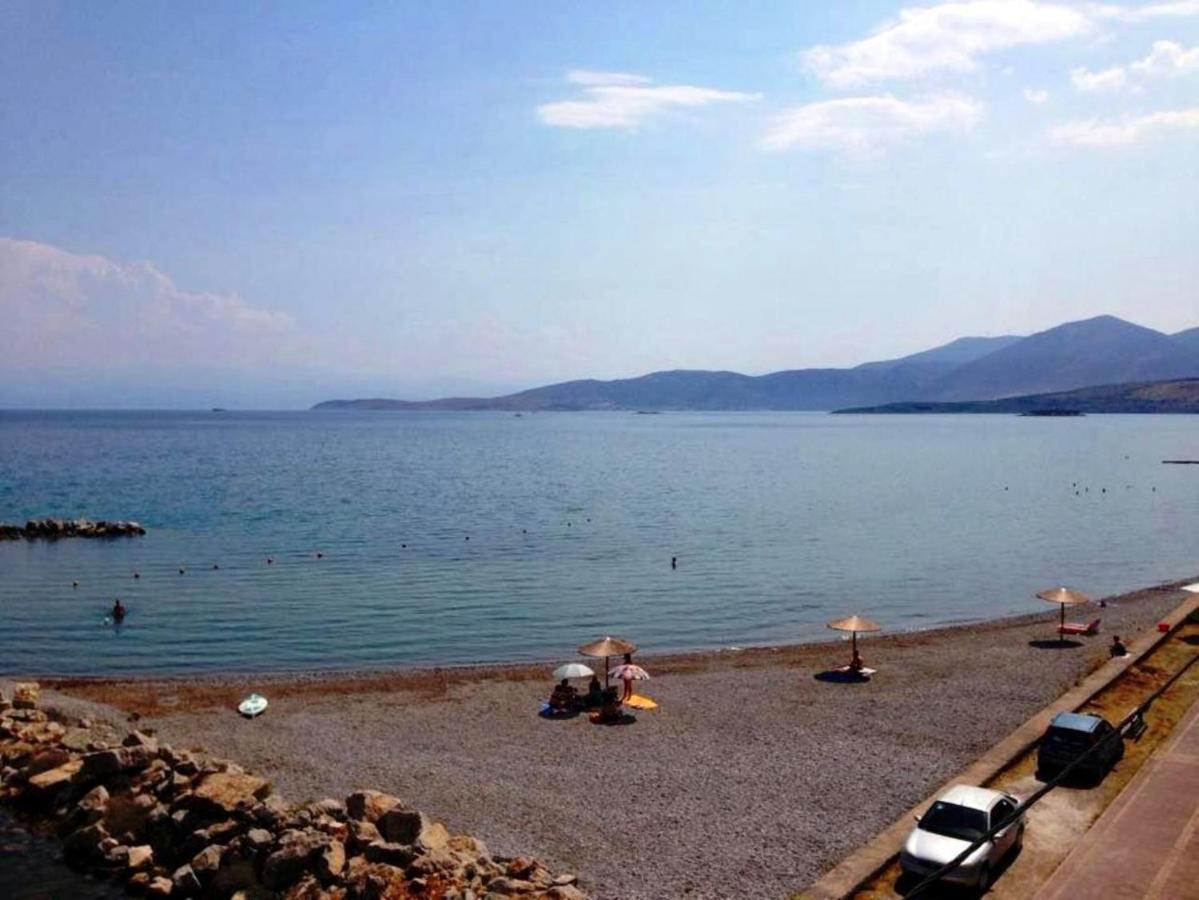 Luxury Seafront House Nearby Delphi