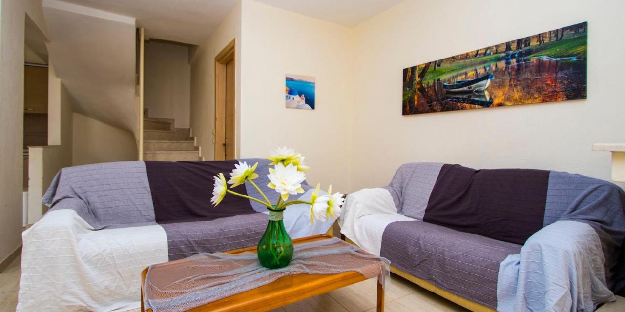 Akrogiali Villas Holiday home