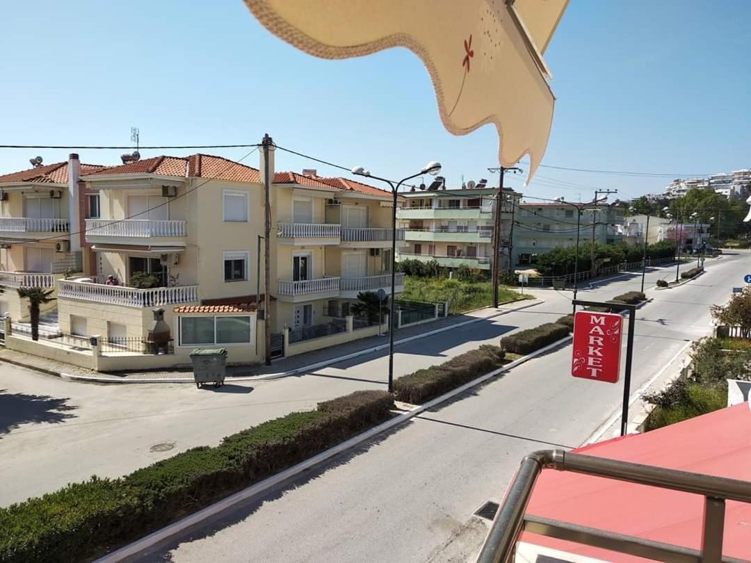 Apartment Myrsini's Sea View Nea Peramos (Macedonia)