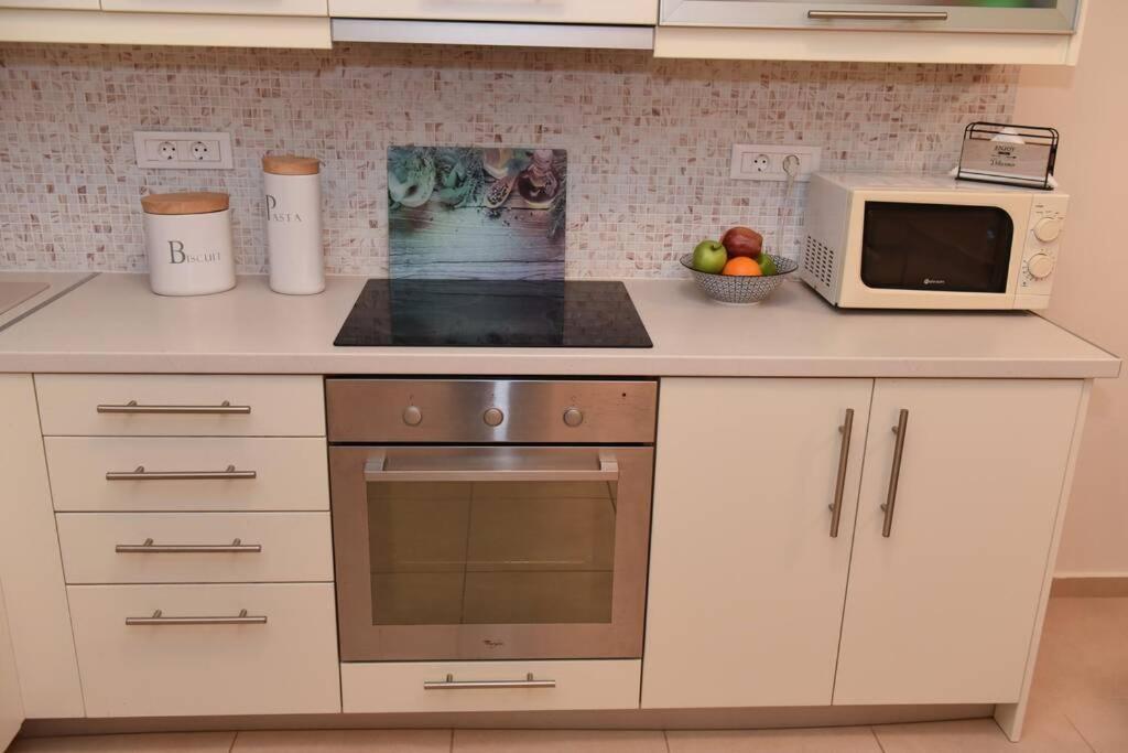 Dr Vasi Holidays House Apartment *