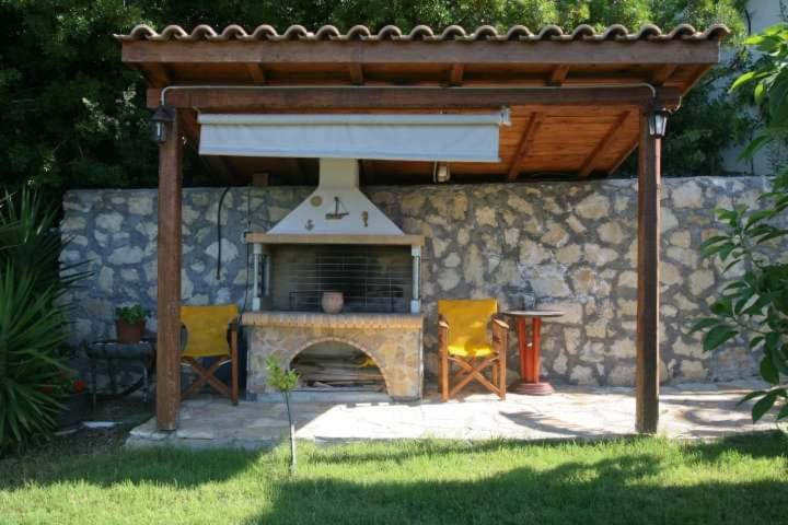 Miloni Apartment Lourdata (Kefalonia)