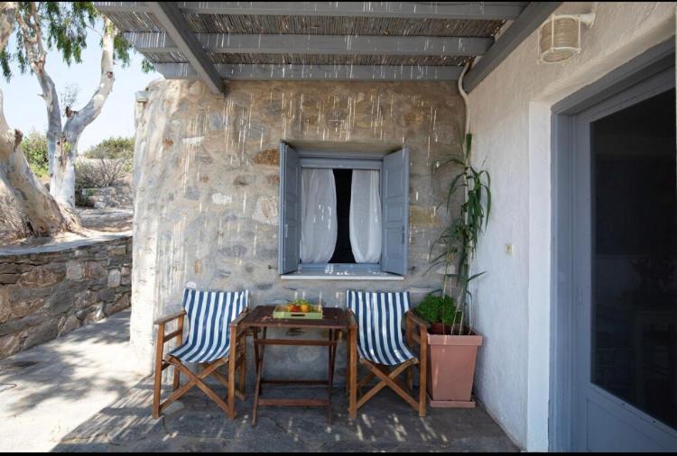Idyllic Sea Views For 2 Holiday home *