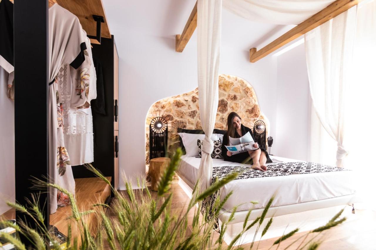 Rodillo Hotel Plaka (Naxos)