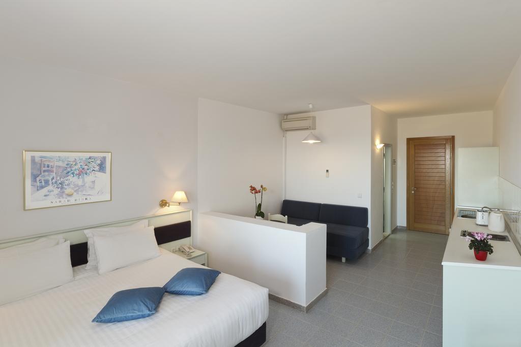 Di Hotel 3*
