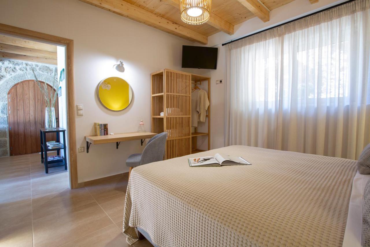 Pnoes Lefkada Villa *