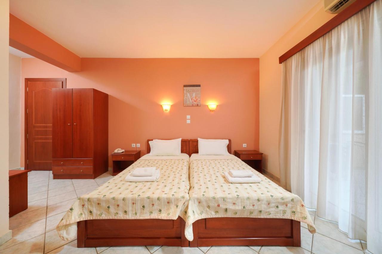Hotel Makrina 2*