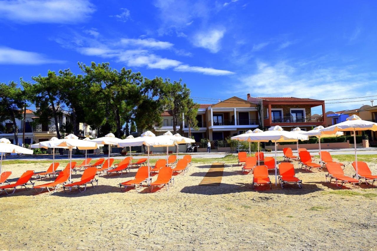 Studio Nikiti Beach Hotel